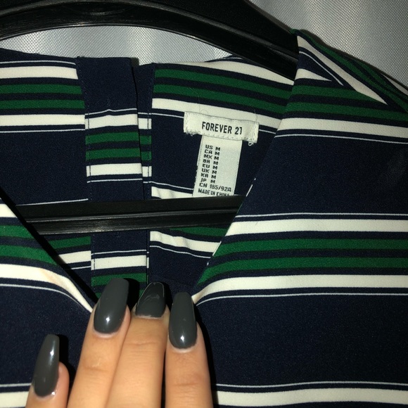 Forever 21 crop top - Picture 3 of 3